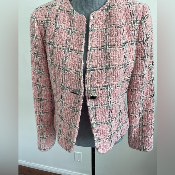Harve Benard Collection Jacket - Picture 7 of 16